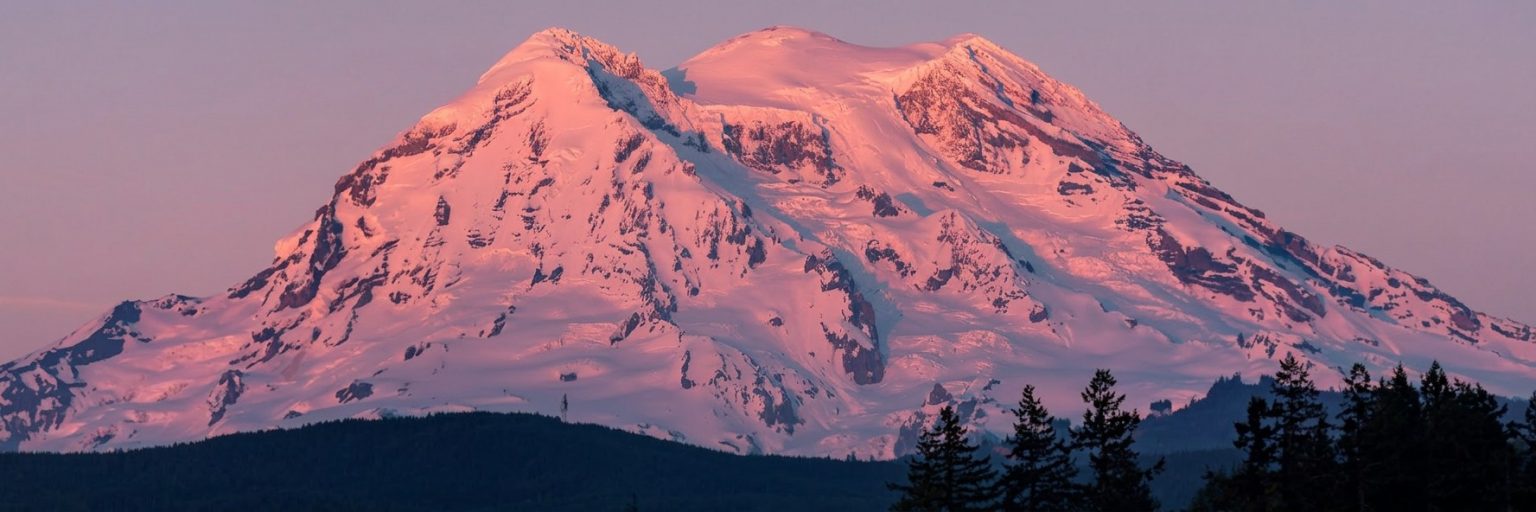 Mount Rainier sunset mountain panorama view